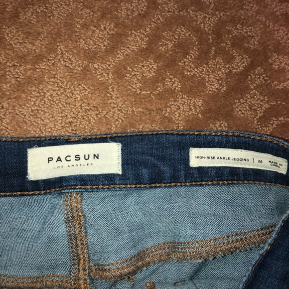 Jeans - Picture 4 of 4